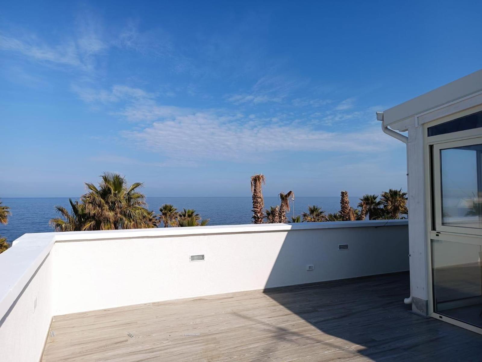 Casa Al Mare Luxury Bed & Breakfast Bari Exterior photo